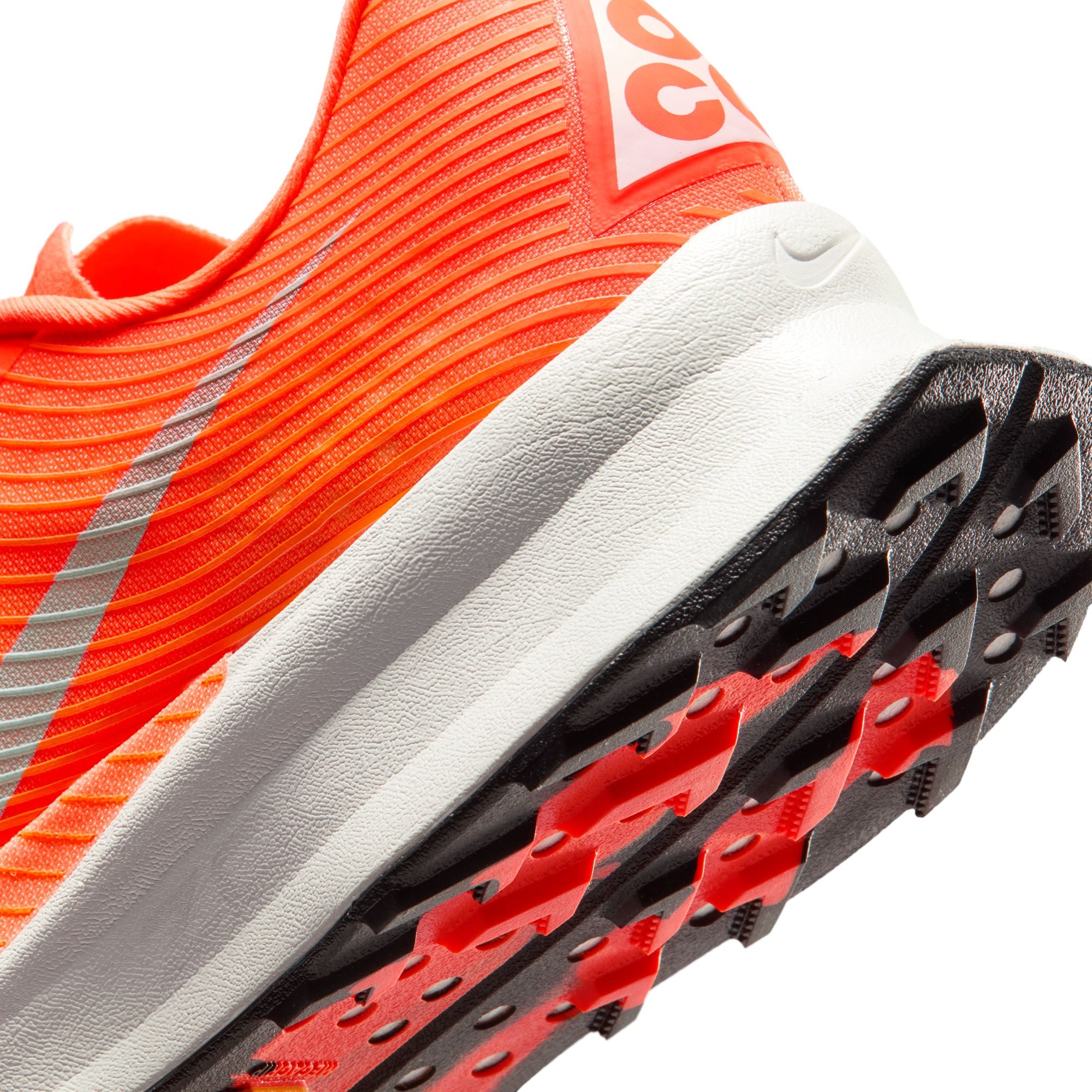 ACG Ultrafly - Men's