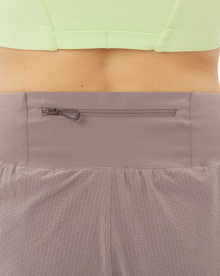 Sense Aero Stow 4" Shorts - Women's