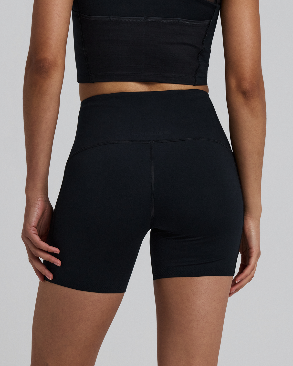 Stamina-V™ High Waist 5" Compression Short - Women's