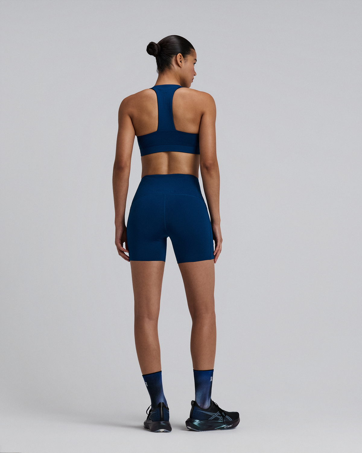 Stamina-V™ High Waist 5" Compression Short - Women's